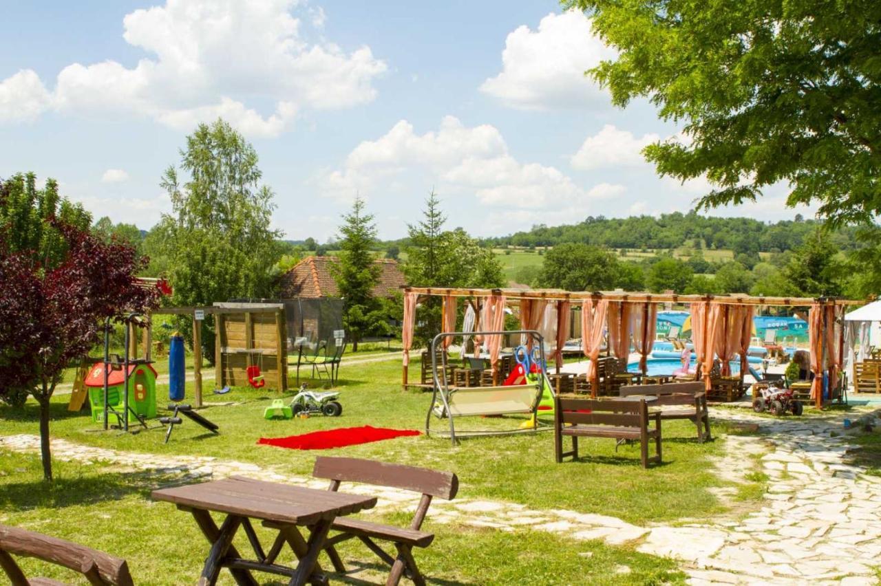 Holiday Home Rodjak Sa Sela Mionica Ngoại thất bức ảnh