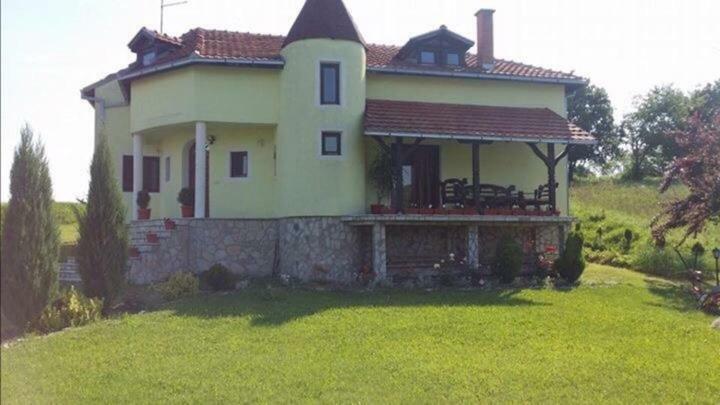 Holiday Home Rodjak Sa Sela Mionica Ngoại thất bức ảnh